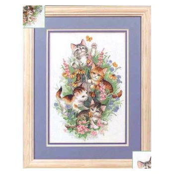 Amishop Прекрасный набор для вышивки счетным крестом Игривые котята Четыре кошки и цветы-бабочки Украшение дома Dim 35066