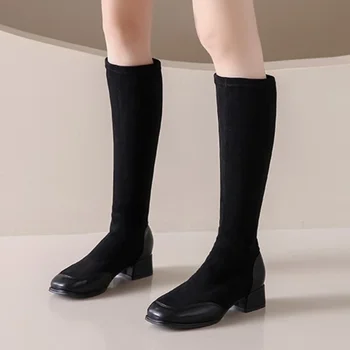 Женская обувь в продаже 2023 Новые женские сапоги с рукавом Зима с квадратным носком Твердая высокая труба Квадратный корень Модные сапоги большого размера